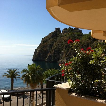 Elihotel SantʼAlessio Siculo Chambre photo