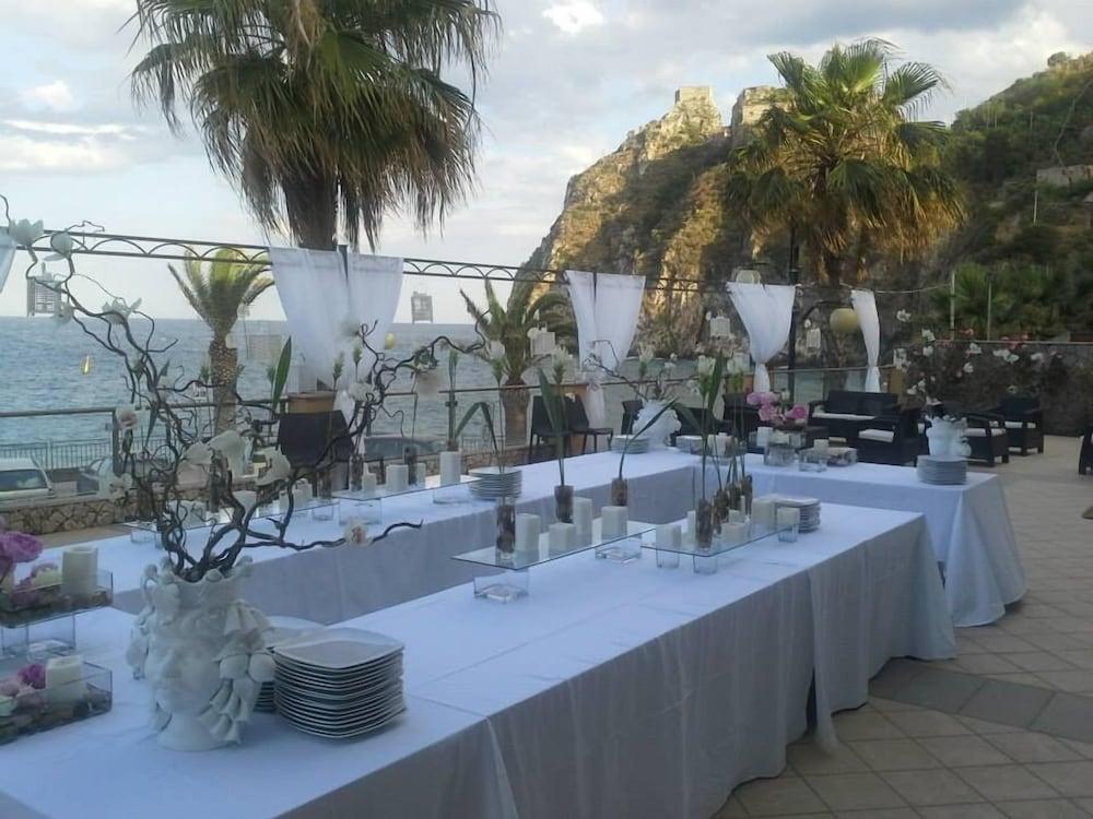 Elihotel SantʼAlessio Siculo Extérieur photo