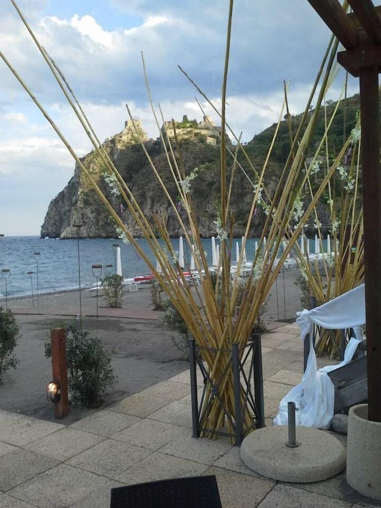 Elihotel SantʼAlessio Siculo Extérieur photo