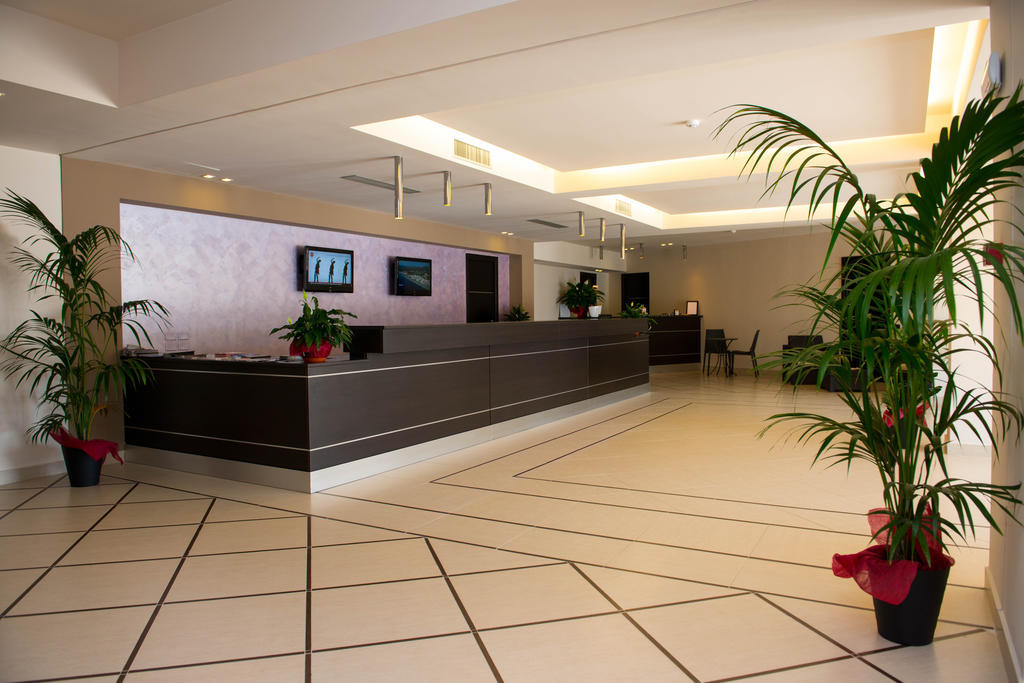 Elihotel SantʼAlessio Siculo Extérieur photo