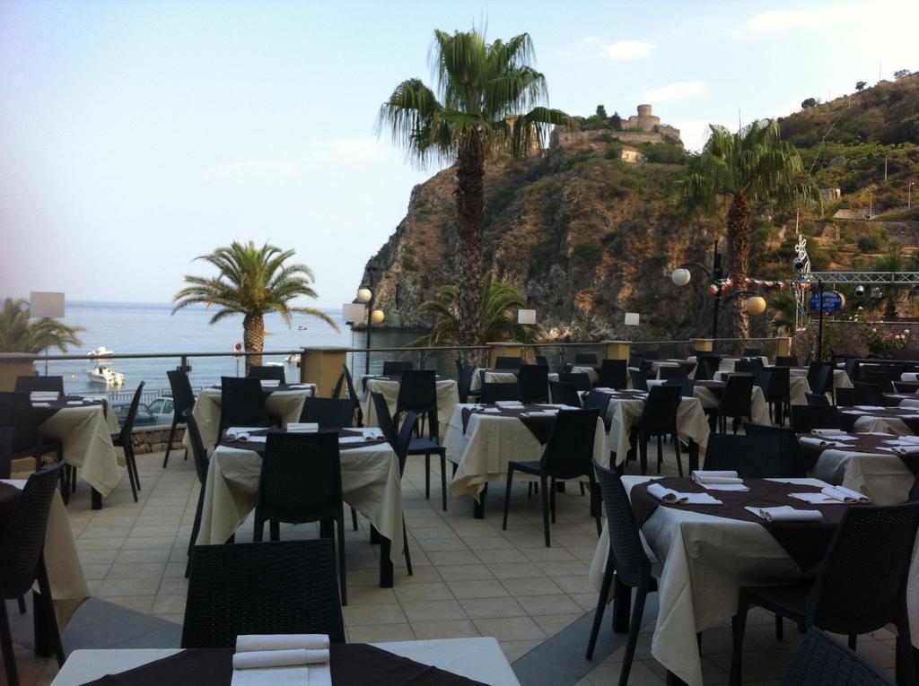 Elihotel SantʼAlessio Siculo Extérieur photo