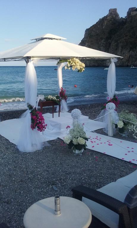 Elihotel SantʼAlessio Siculo Extérieur photo